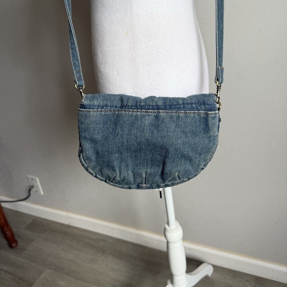 Patricia Nash Healey Denim Pouch Crossbody W/Embroidered Apricot Blossoms Floral - Picture 7 of 10